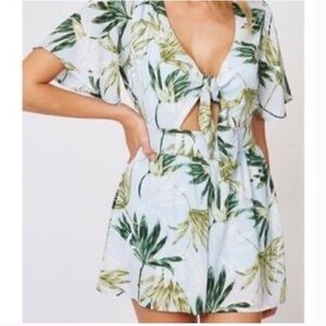 Peach Love Boutique Pastel Blue Palm‎ Leaf Floral Cutout Tie Front Romper Large